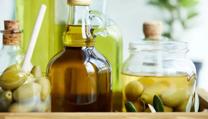 is olive oil the same as vegetable oil